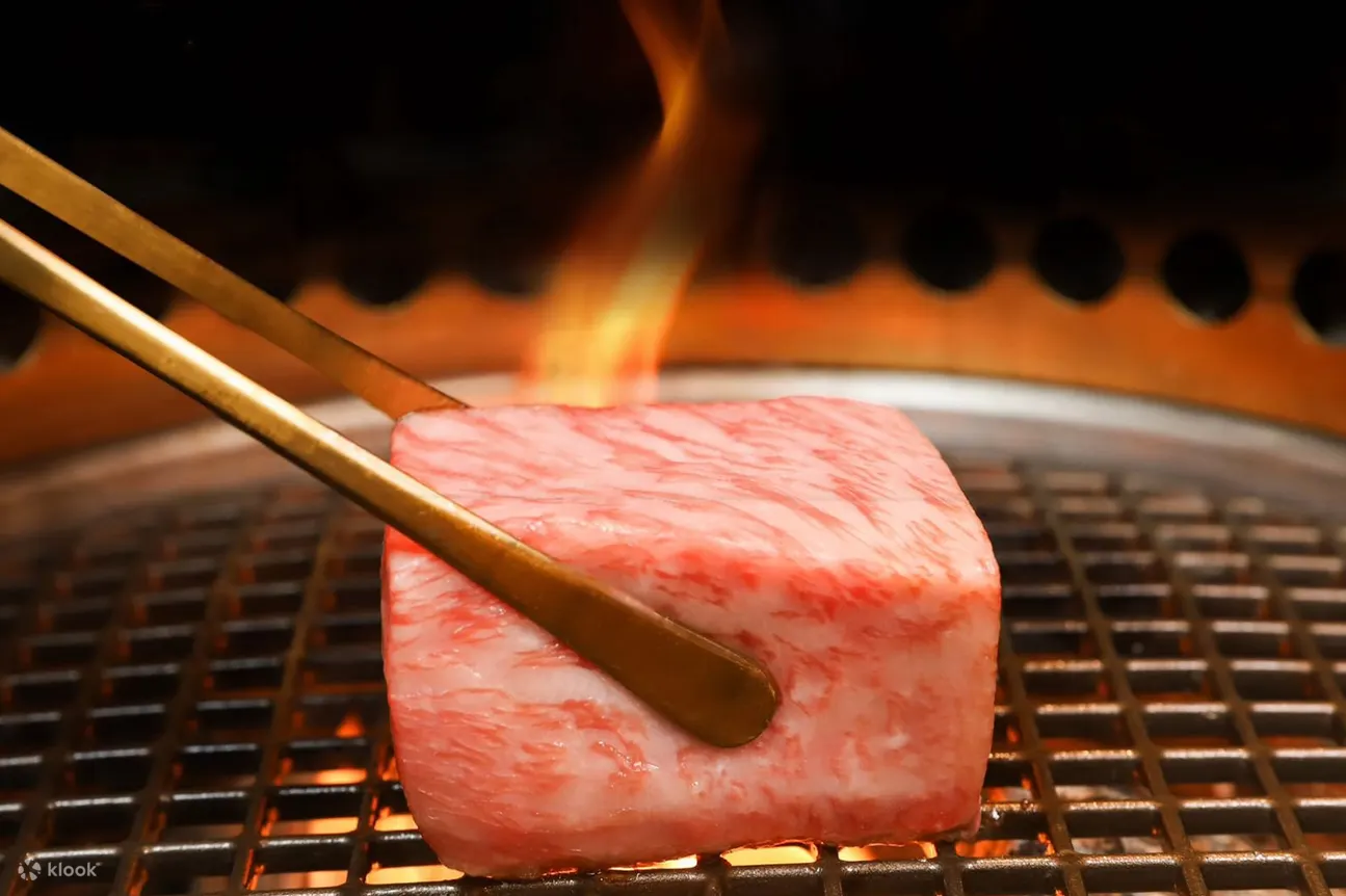 成都|武士的牛·纯血和牛烧肉（环贸ICD店）武士侍肉师现场烤制